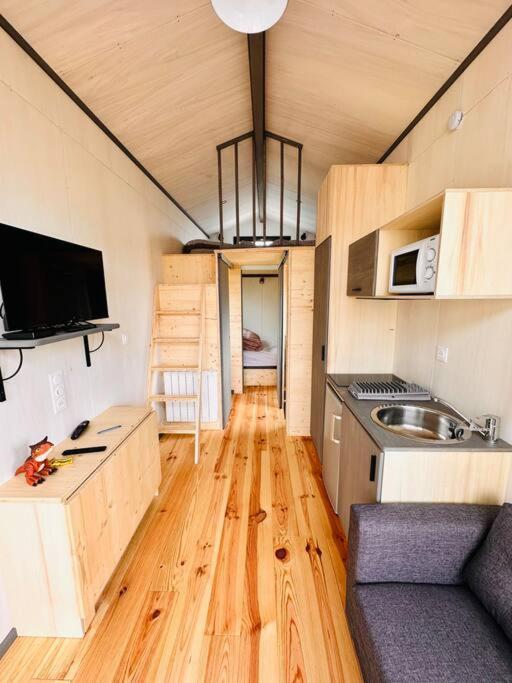Tiny House *